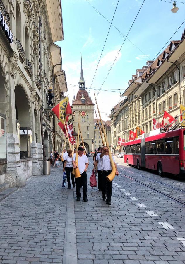 Historical, Bright & Beautiful In Old City - 3Rd Floor Bern Luaran gambar